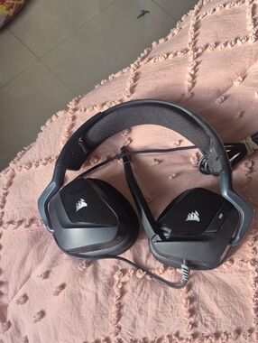 Corsair Black Over-Ear Gaming Headset with Mic - Wired Stereo